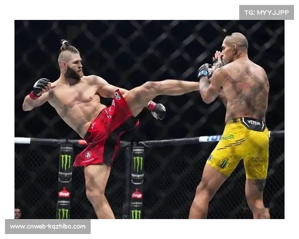 傲日其楞仅用21秒击败吉布森 创中国选手UFC最快终结新纪录